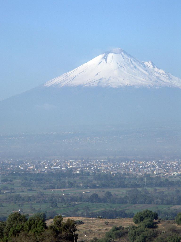 100213_Cacaxtla 021.JPG